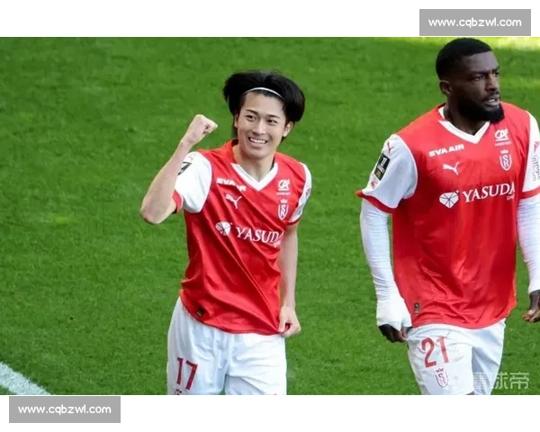 中村敬斗写真发布会引爆东京!女粉丝排长队争睹球星魅力 中村敬斗写真发布会引爆东京!女粉丝排长队争睹球星魅力